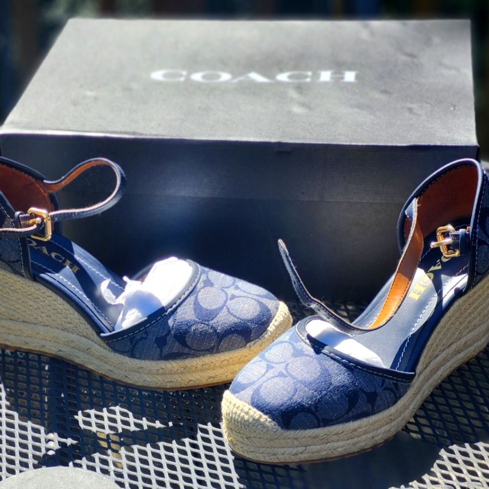 Coach wedges size  6